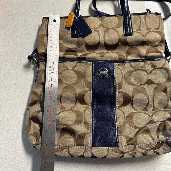 Coach side bag - Picture 8 of 9